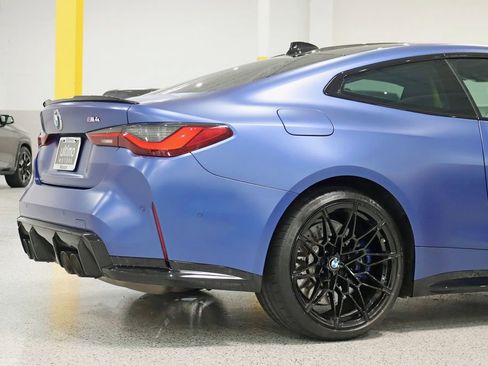 Used 2021 BMW M4 Coupe w/ Executive Package RWD image 12