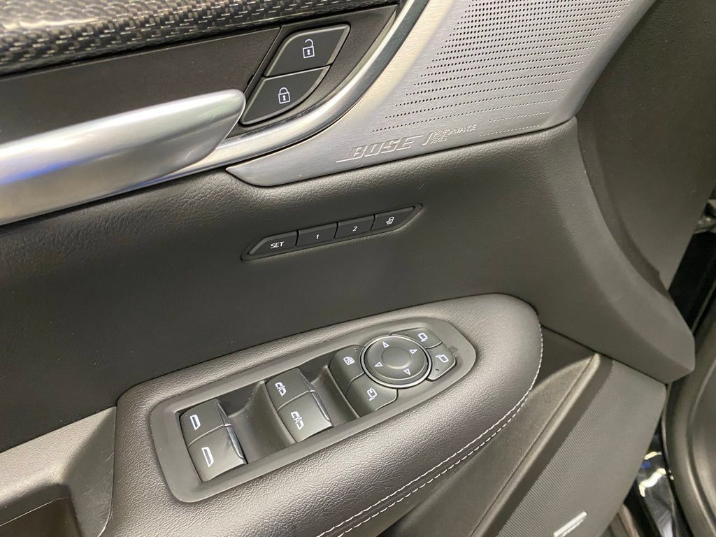 Used 2023 Cadillac XT5 Sportv AWD/4WD image 25