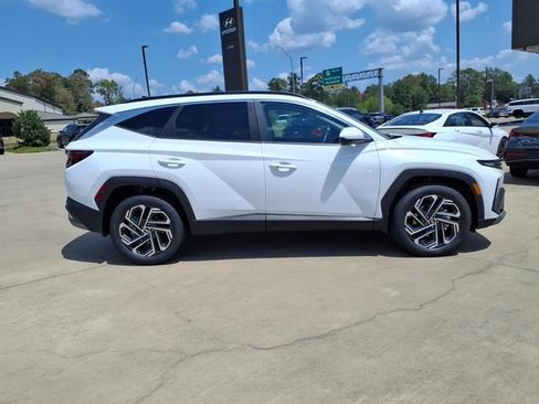 New 2026 Hyundai Tucson SEL Plus FWD image 2