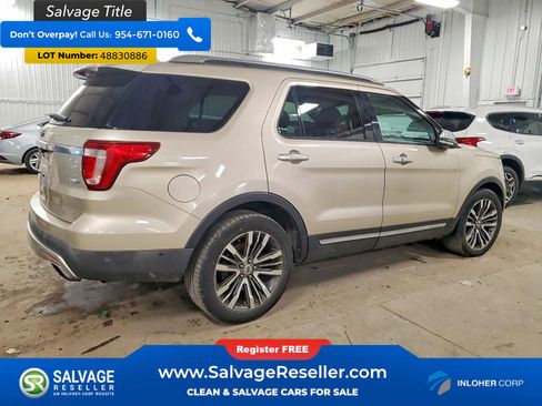 Used 2017 Ford Explorer Platinum AWD/4WD image 4