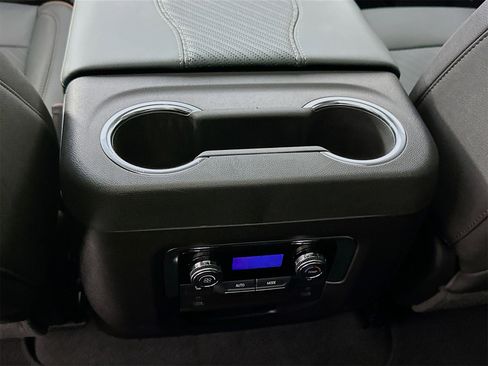 Used 2025 GMC Yukon AT4 w/ AT4 Premium Package image 28