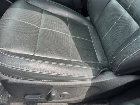 Certified 2024 Kia Telluride EX w/ EX Captain's Chair Package AWD/4WD image 21