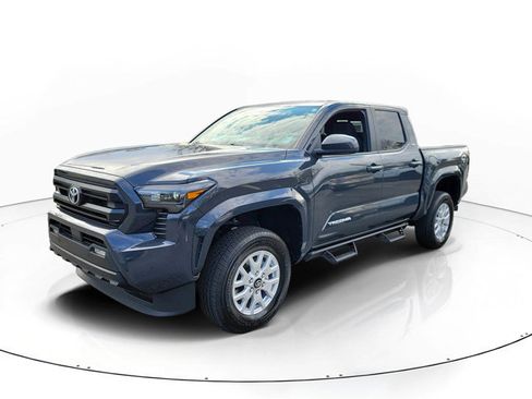 Used 2024 Toyota Tacoma SR5 w/ SR5 Upgrade Package image 3