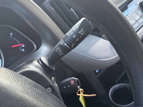 Used 2014 Toyota RAV4 XLE AWD/4WD image 23