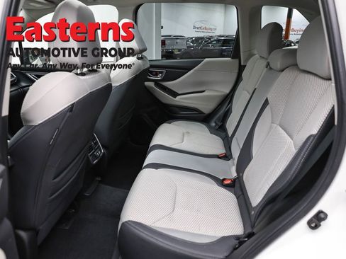 Used 2022 Subaru Forester Premium AWD/4WD image 24
