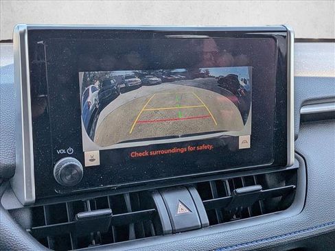 Used 2023 Toyota RAV4 SE w/ Convenience Package image 12