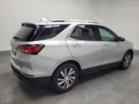 Used 2022 Chevrolet Equinox Premier FWD image 10