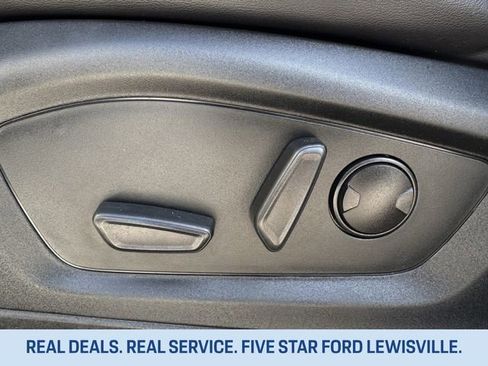 Used 2022 Ford Explorer XLT w/ Equipment Group 202A image 25