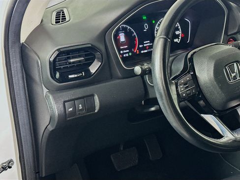 Used 2024 Honda Pilot EX-L image 17