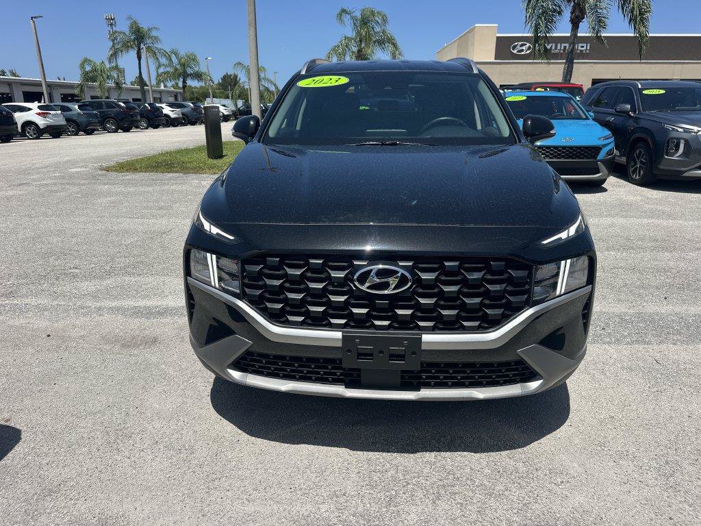 Used 2023 Hyundai Santa Fe SEL w/ Cargo Package AWD/4WD image 2