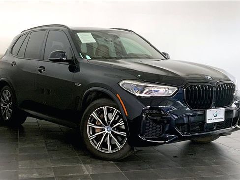 Used 2022 BMW X5 xDrive45e w/ M Sport Package image 2