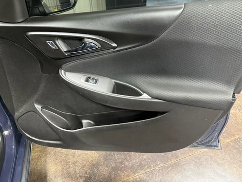 Used 2025 Chevrolet Malibu RS image 25