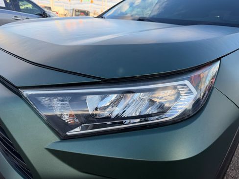 Used 2019 Toyota RAV4 XLE image 14
