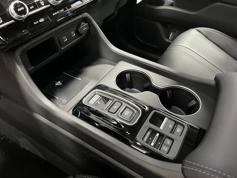 New 2026 Honda Pilot Touring image 23
