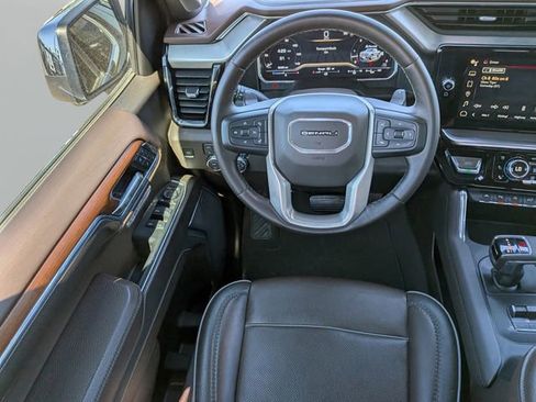 Used 2023 GMC Sierra 1500 Denali w/ Technology Package image 16