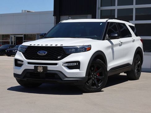 Used 2023 Ford Explorer ST w/ Equipment Group 401A AWD/4WD image 3