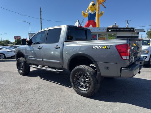 Used 2015 Nissan Titan PRO-4X w/ Pro-4x Luxury Package AWD/4WD image 4