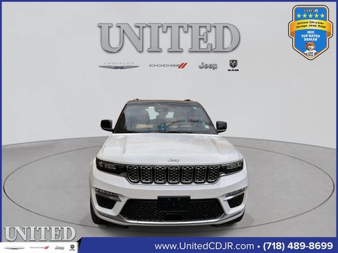 Used 2022 Jeep Grand Cherokee Summit image 4