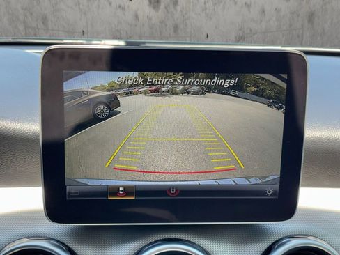Used 2019 Mercedes-Benz GLA 250 4MATIC image 27