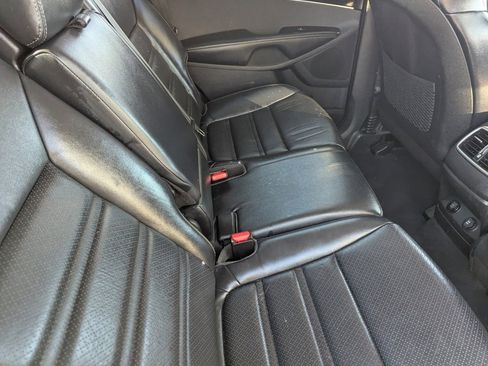 Used 2020 Kia Sorento EX image 15