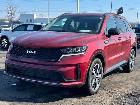 Certified 2022 Kia Sorento S image 3