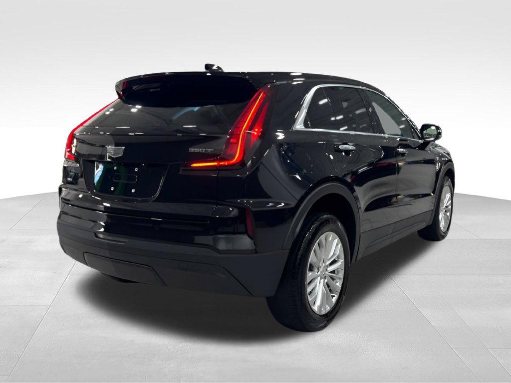 Used 2024 Cadillac XT4 Luxury w/ Cold Weather Package AWD/4WD image 27