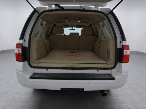 Used 2015 Ford Expedition EL XLT image 29