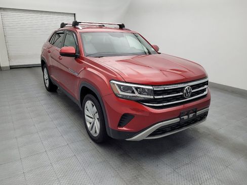 Used 2020 Volkswagen Atlas Cross Sport SE w/ Towing Package AWD/4WD image 13