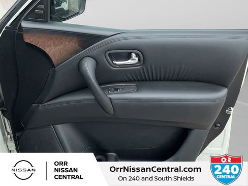 Used 2014 INFINITI QX80 4WD w/ Deluxe Touring Package image 10