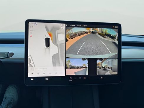 Used 2023 Tesla Model 3 Standard Range image 23