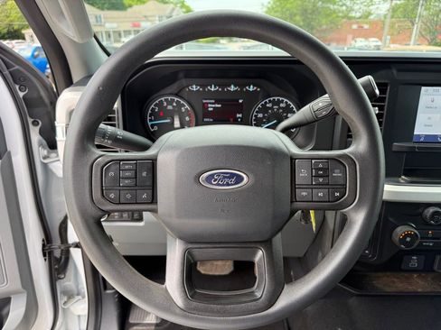 Used 2025 Ford F250 XLT AWD/4WD image 15