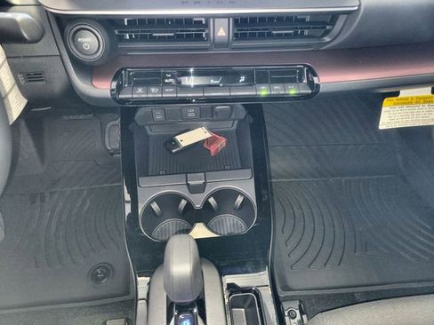 New 2026 Toyota Prius Plug-In Hybrid FWD image 19