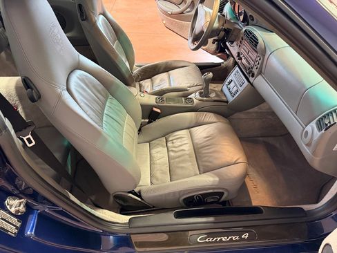 Used 2001 Porsche 911 Carrera 4 image 20