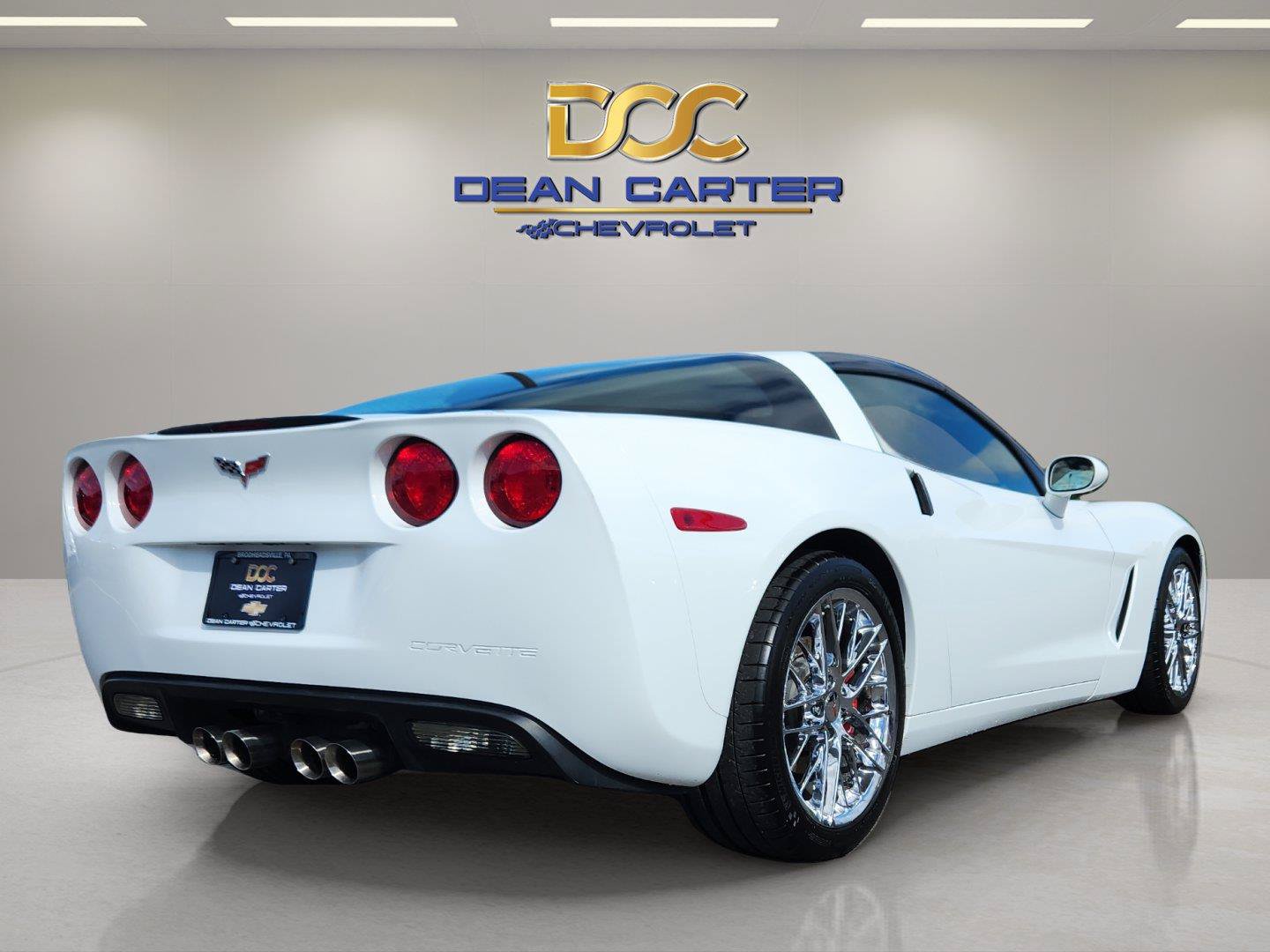 Used 2012 Chevrolet Corvette Coupe w/ 2LT Preferred Equipment Group RWD image 5
