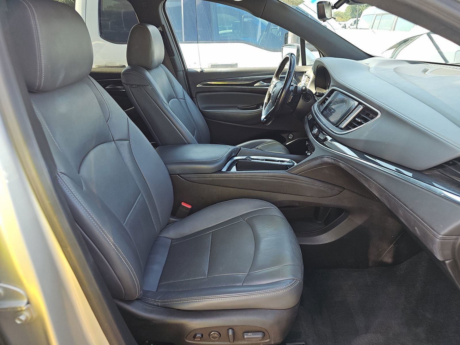 Used 2022 Buick Enclave Premium FWD image 11
