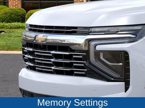 New 2026 Chevrolet Suburban Premier image 13