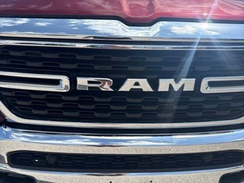 Used 2022 RAM 1500 Big Horn AWD/4WD image 4