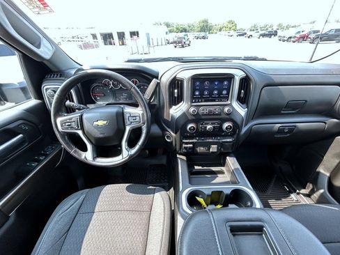 Certified 2022 Chevrolet Silverado 2500 LT w/ Convenience Package AWD/4WD image 14