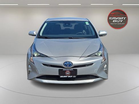 Used 2016 Toyota Prius Four Touring w/ Premium Convenience Package FWD image 3