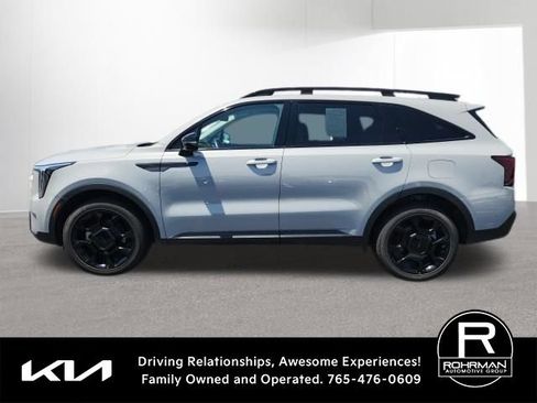 Used 2025 Kia Sorento SX AWD/4WD image 6