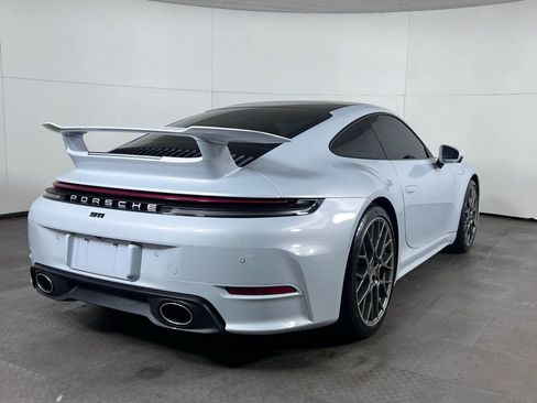 Certified 2025 Porsche 911 Carrera RWD image 7