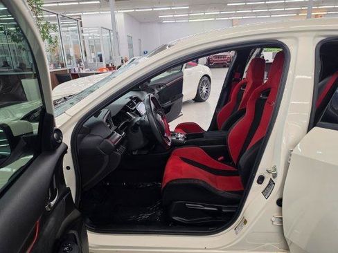 Used 2019 Honda Civic Type R image 32