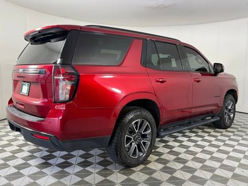Used 2021 Chevrolet Tahoe Z71 w/ Z71 Signature Package AWD/4WD image 12