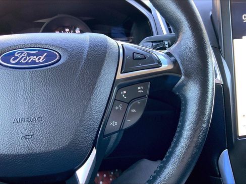 Used 2024 Ford Edge Titanium AWD/4WD image 19