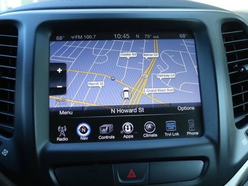 Used 2017 Jeep Cherokee Limited image 23