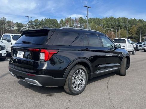 New 2026 Ford Explorer Platinum image 3