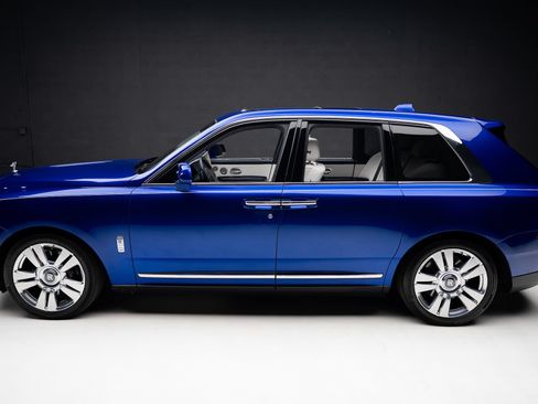 Used 2019 Rolls-Royce Cullinan AWD/4WD image 16