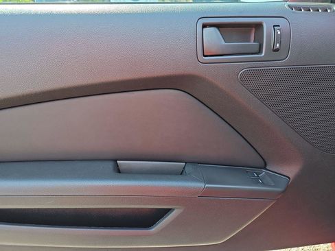 Used 2013 Ford Mustang GT w/ GT Track Pkg image 5