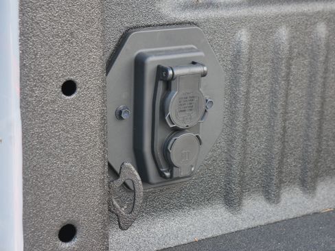 New 2025 Ford F250 Lariat w/ Lariat Ultimate Package image 31