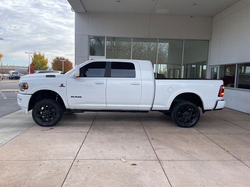 Used 2022 RAM 3500 Limited image 19